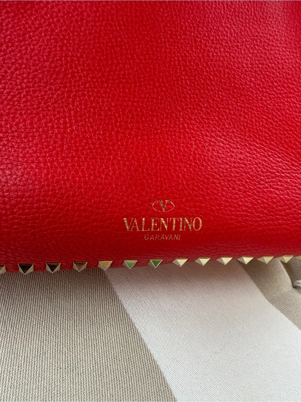 VALENTINO GARAVANI ROCKSTUD RED LEATHER Shoulder Carryall Tote Handbag Stunning!